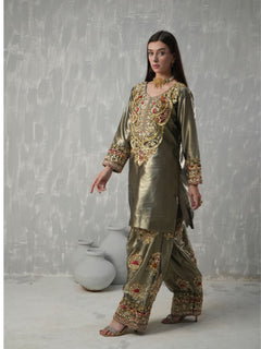 HUSN-Mughal Elegance