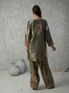 HUSN-Mughal Elegance
