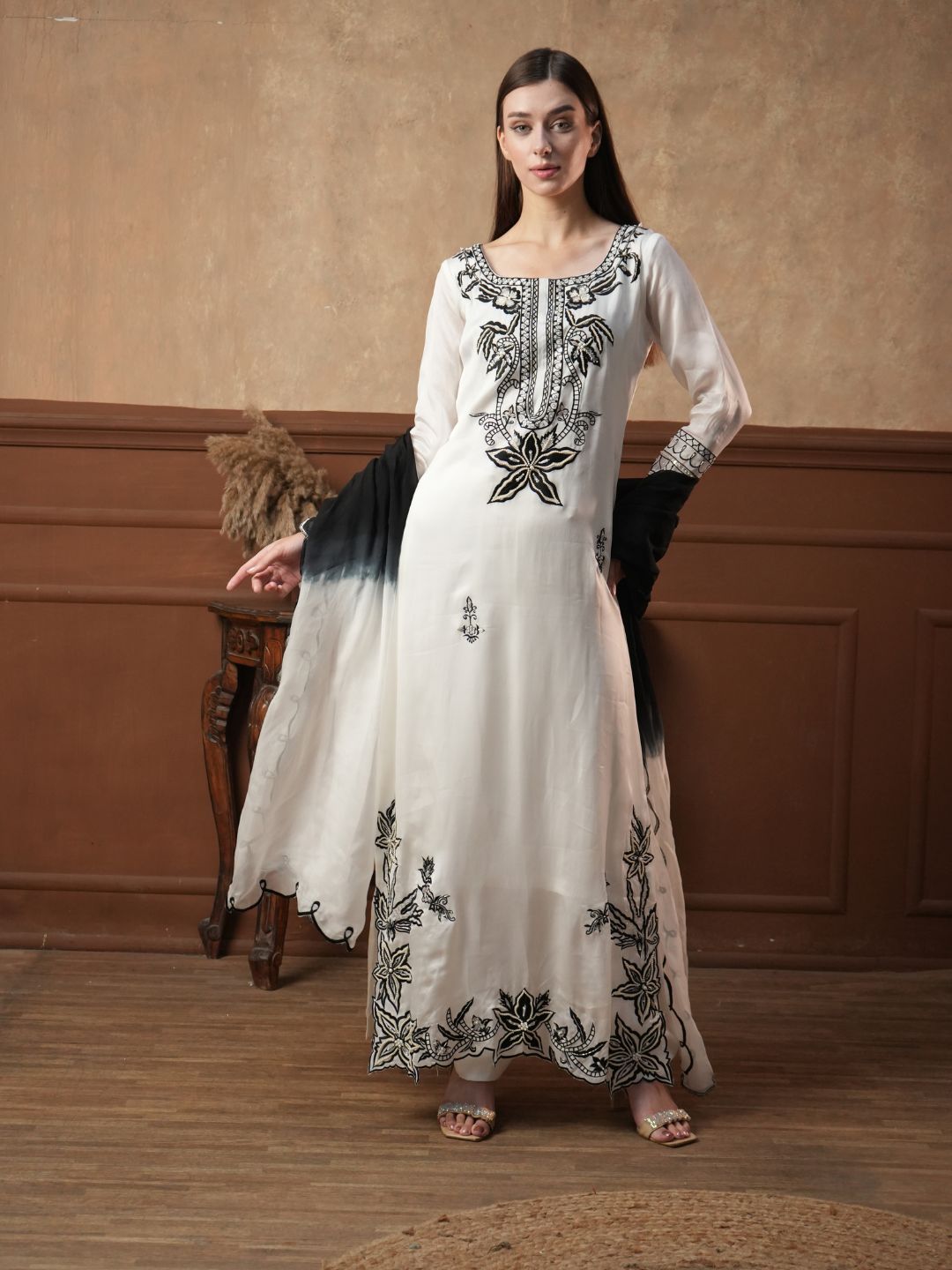 Shanzey Shaikh – Luxury Collection