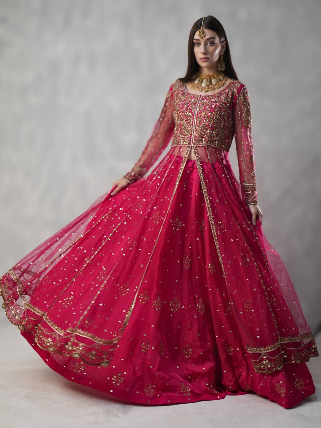 GUL-E-NARGIS