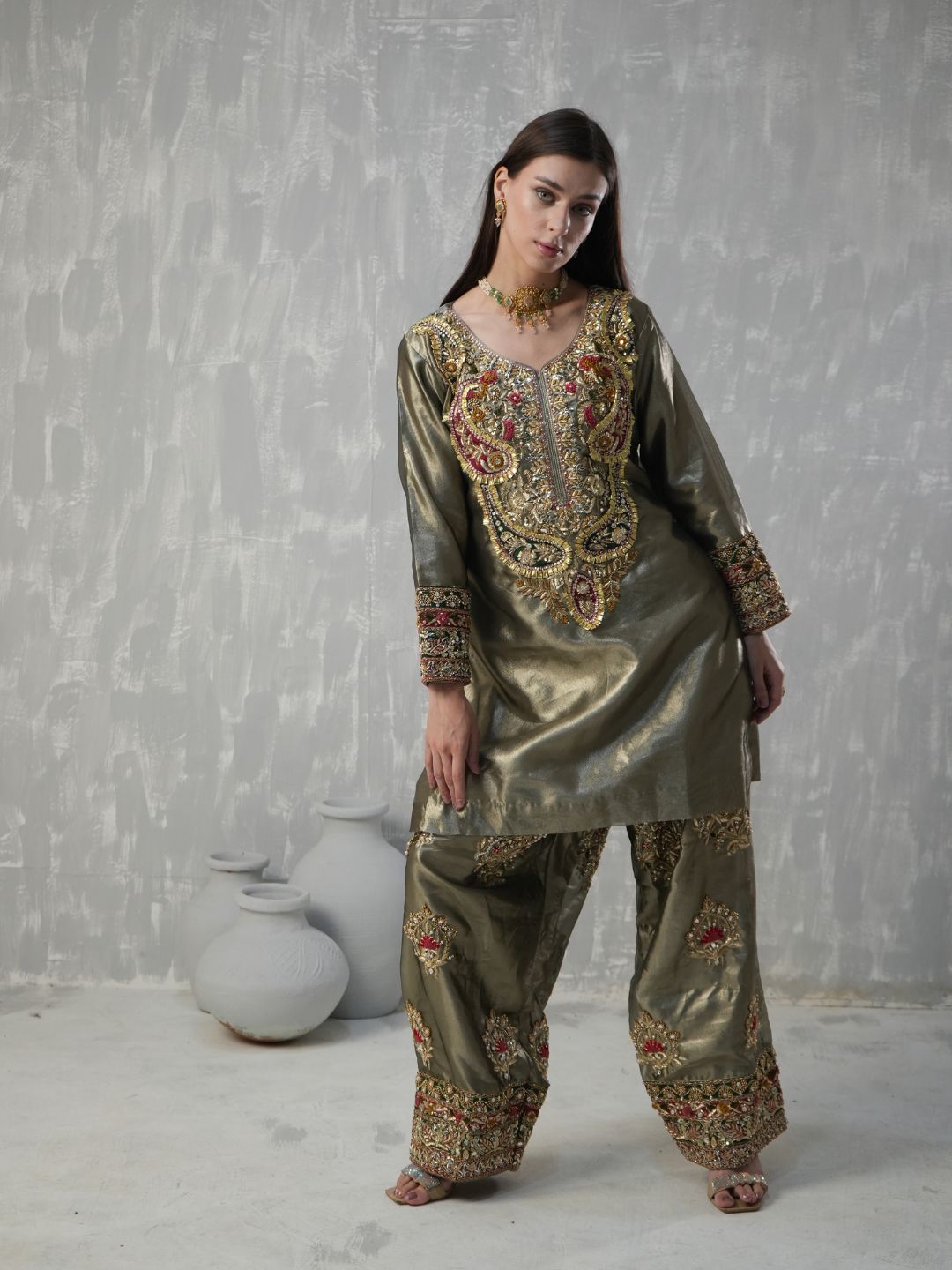 HUSN-Mughal Elegance